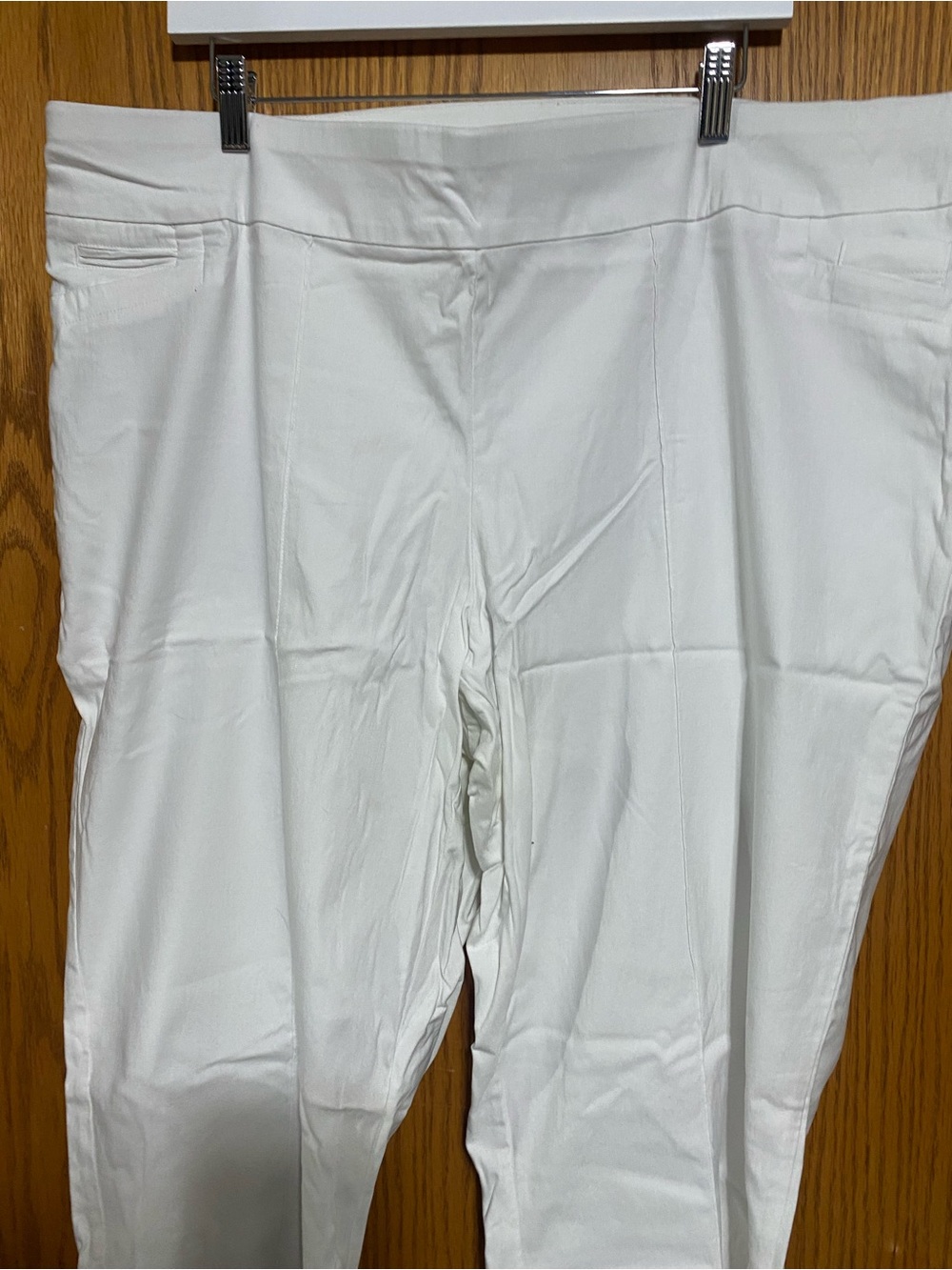 Plus size pull on capris - Picture 2 of 5